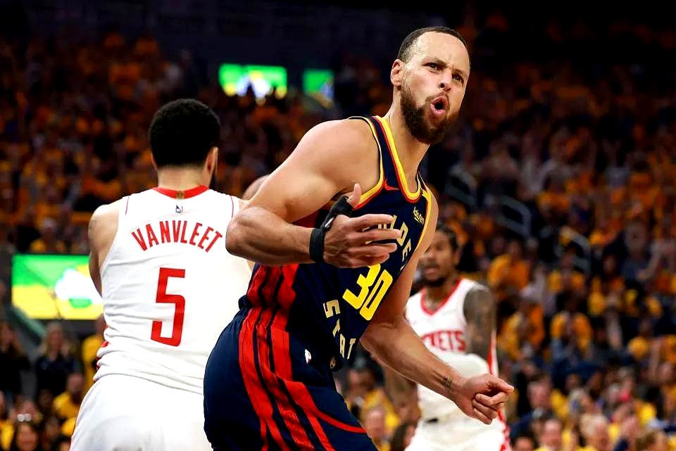 关于库里连续十二场比赛得分超过表现优异，RNG不断突破！气势如虹延续的信息-九游体育下载